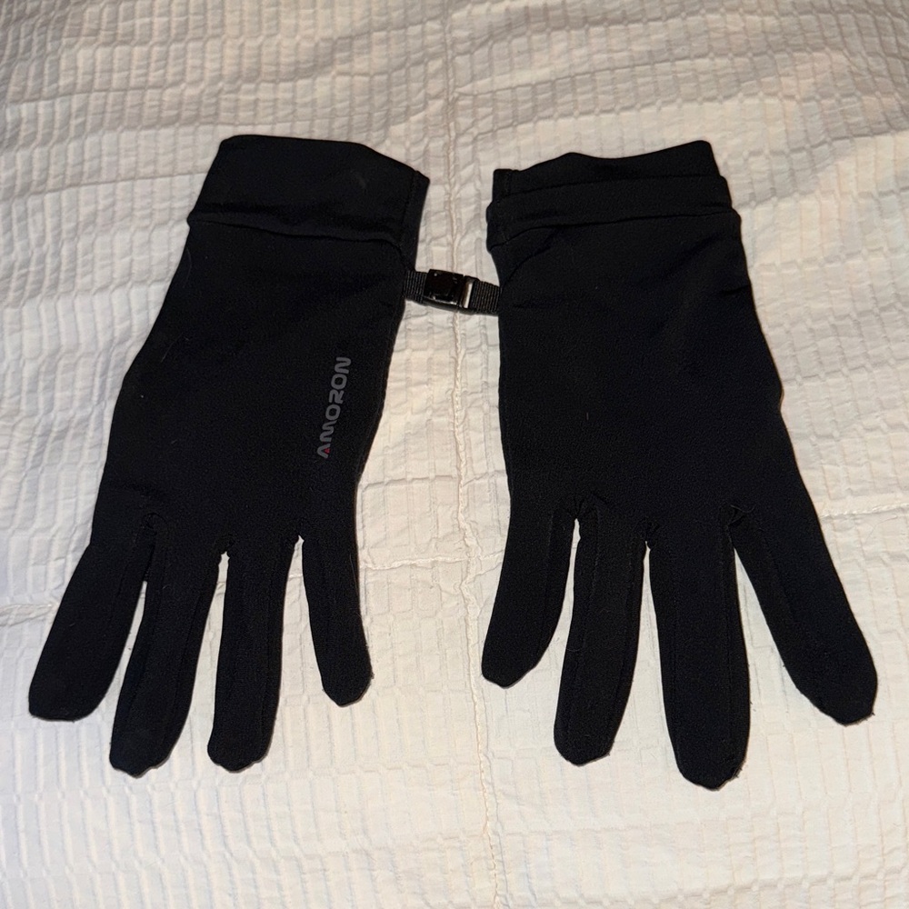 Amoron Men's Dark Gloves with Secure Clip